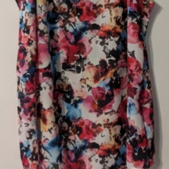 NWT Torrid NWT Pink and Red Tank Top with Floral Print Size 2 (18/20) Camisole - Picture 6 of 6